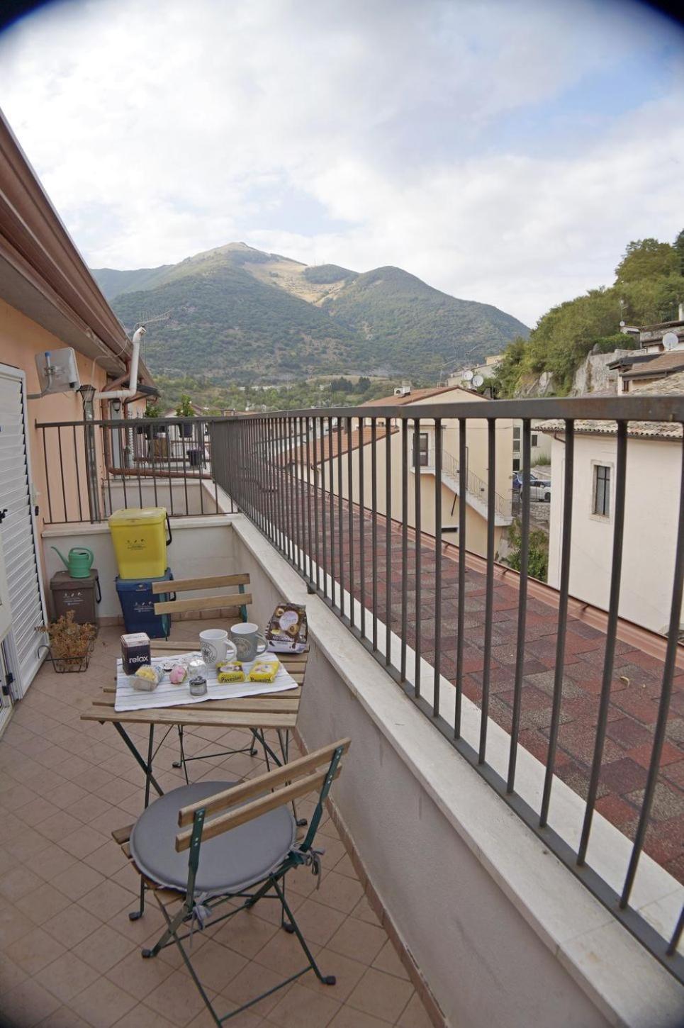 Casa Vacanze Donna Lucia Castel Di Sangro Eksteriør bilde